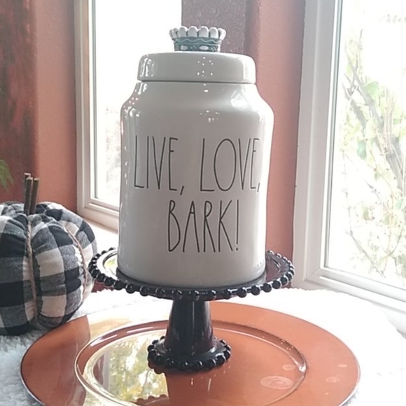 Rae Dunn dog food or treat container